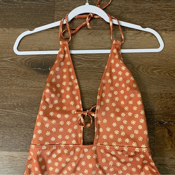 Victoria’s Secret Womens orange rusty Daisy print plunge tie neck one piece swim - Picture 4 of 11